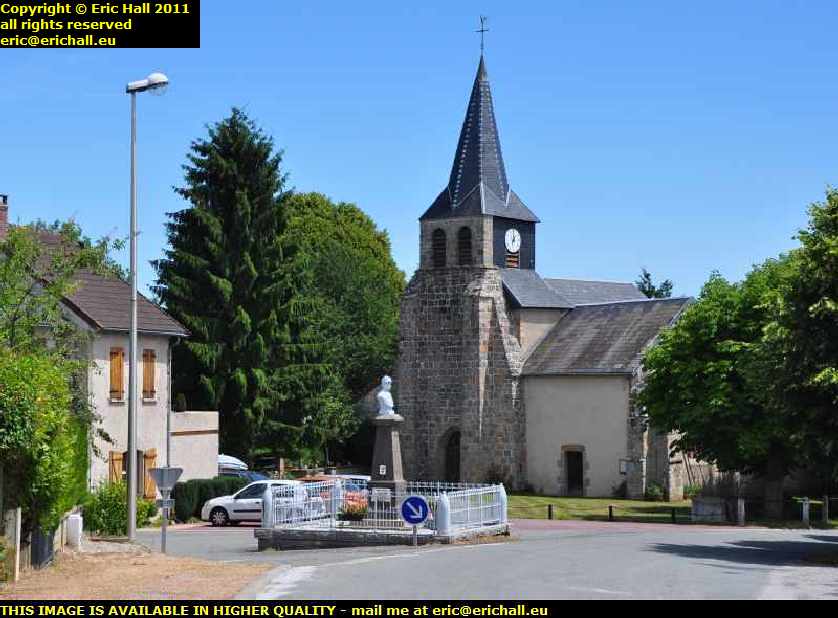 eglise village church roche d'agoux puy de dome france