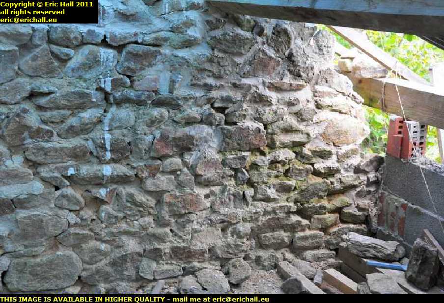 rebuilding lean to les guis virlet puy de dome france