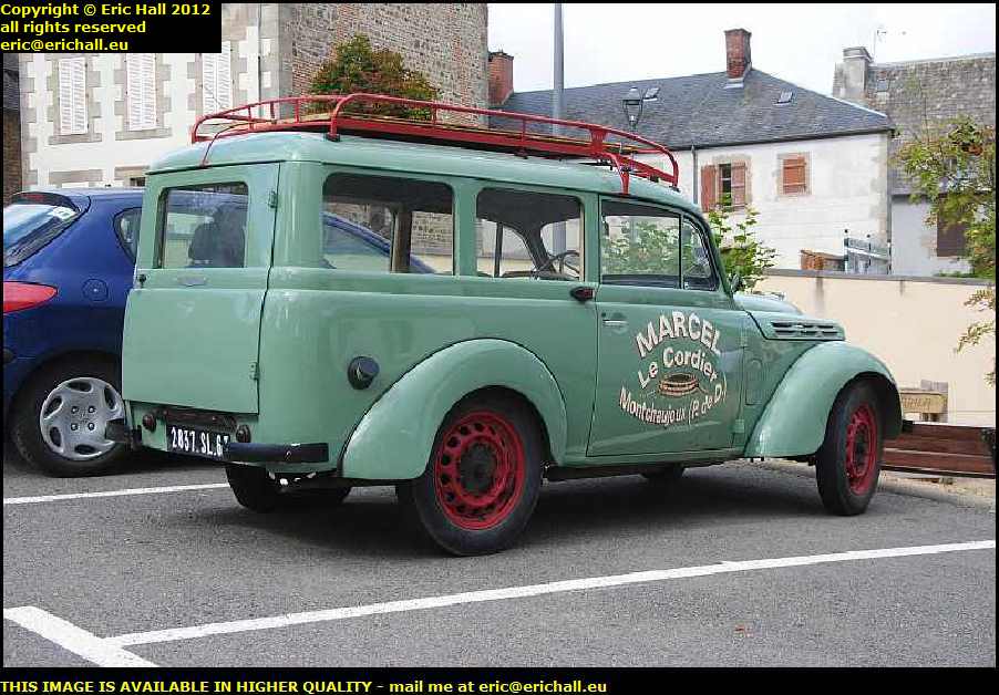 renault juvaquatre 1949 break fourgonnette fete du village st maigner puy de dome france