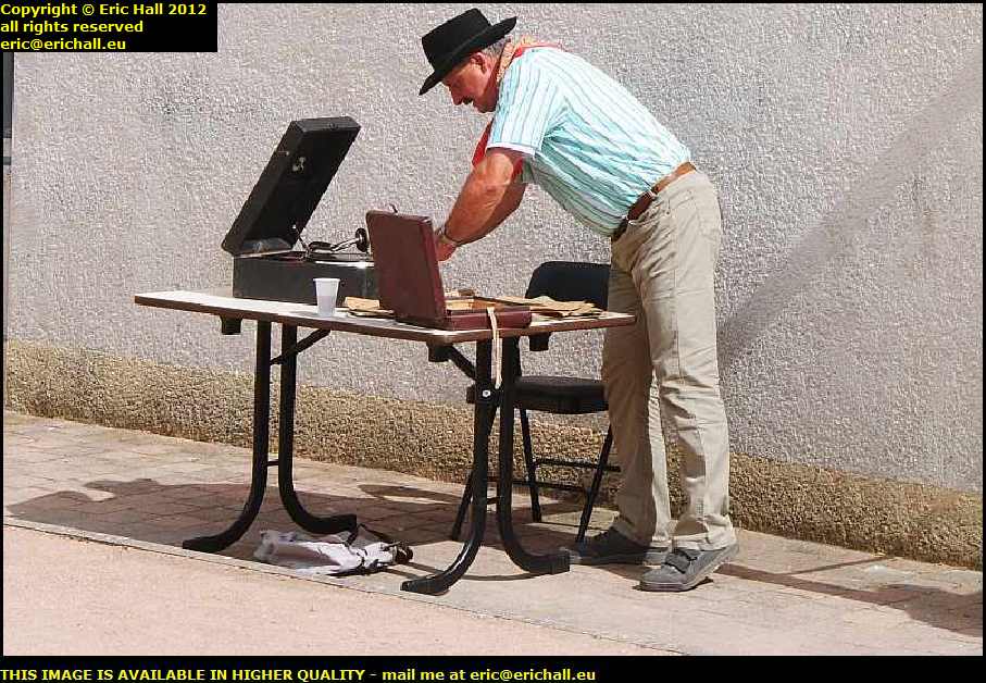 fete du village st maigner puy de dome france