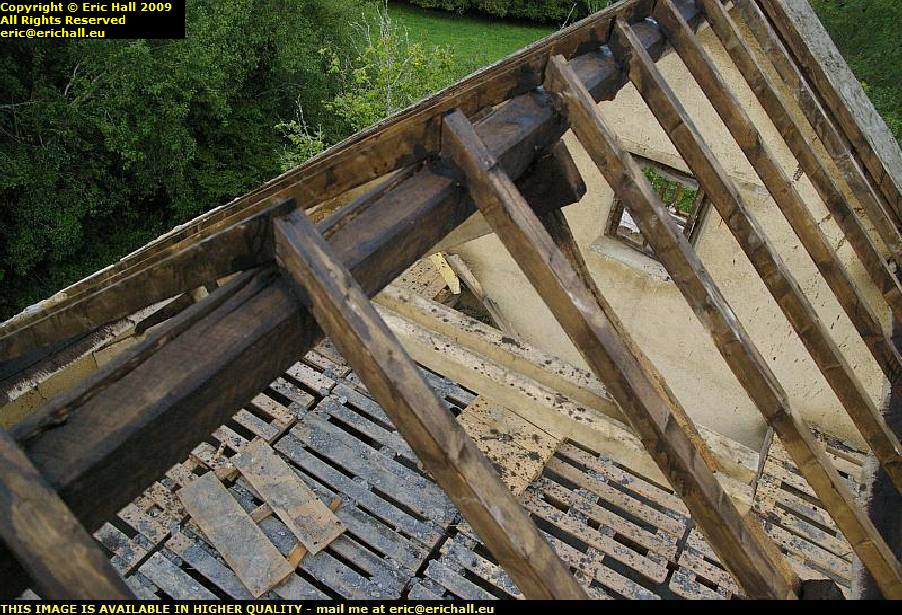 wood treatment roof les guis virlet puy de dome france